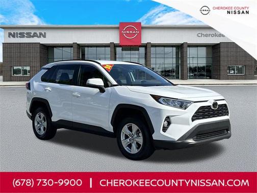 2020 Toyota RAV4 XLE