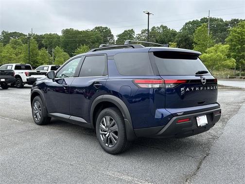 2025 Nissan Pathfinder SV FWD