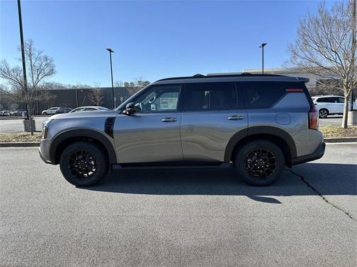 2025 Nissan Armada PRO-4X 4WD