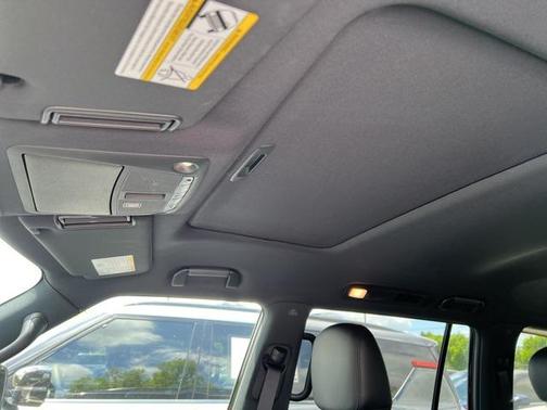 2024 Nissan Armada SL 4WD