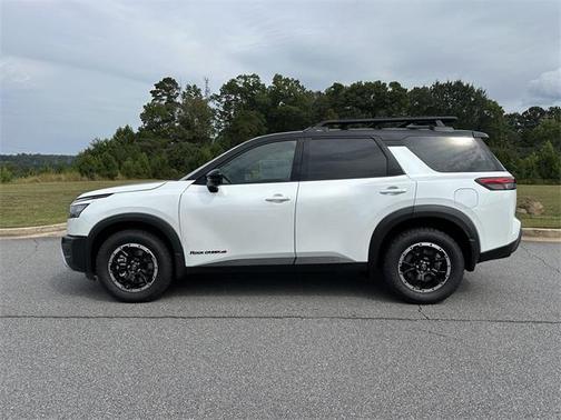 2025 Nissan Pathfinder Rock Creek 4WD
