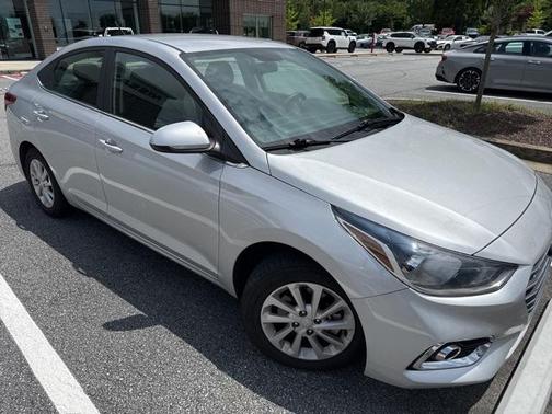 2022 Hyundai Accent SEL