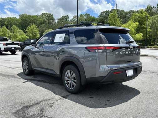 2025 Nissan Pathfinder SV FWD