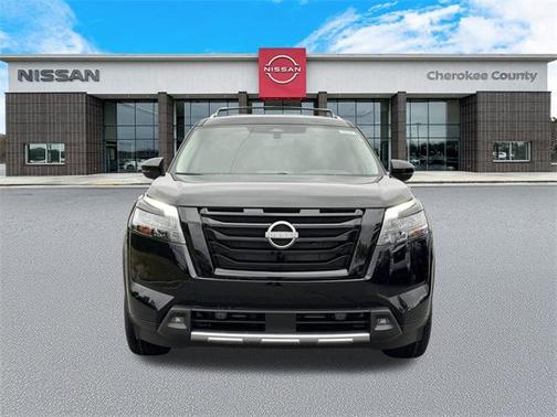 2025 Nissan Pathfinder SL FWD