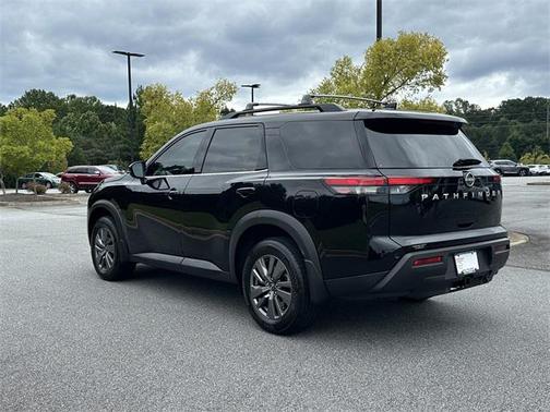 2025 Nissan Pathfinder SV FWD