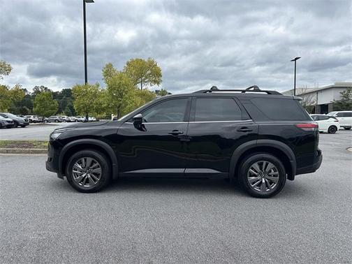 2025 Nissan Pathfinder SV FWD