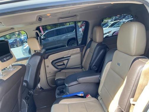 2015 Nissan Armada Platinum
