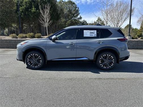 2025 Nissan Rogue Platinum