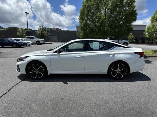 2024 Nissan Altima SR FWD