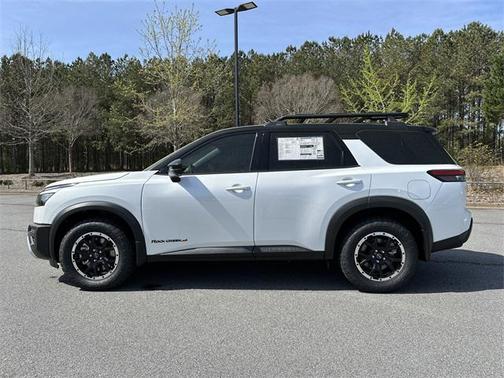 2025 Nissan Pathfinder Rock Creek 4WD