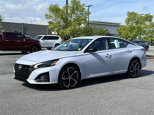 2023 Nissan Altima SR Intelligent AWD