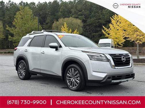 2025 Nissan Pathfinder SL FWD