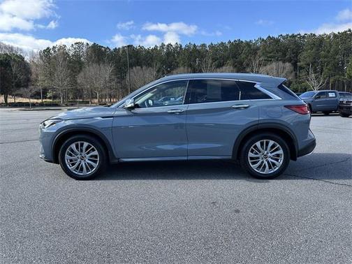 2023 INFINITI QX50 LUXE AWD