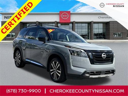 2023 Nissan Pathfinder Platinum FWD