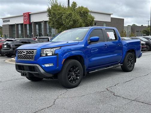 2024 Nissan Frontier SV