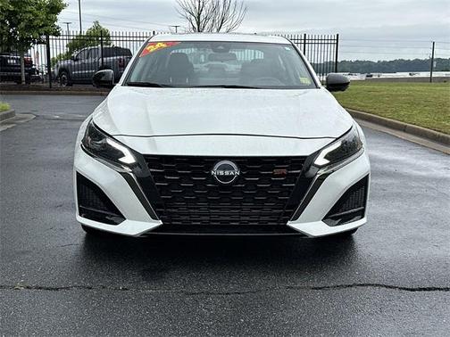 2024 Nissan Altima SR VC-Turbo FWD