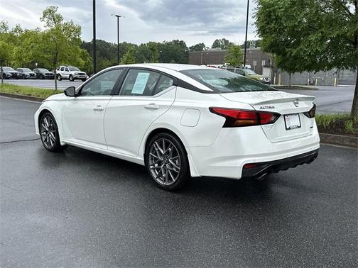 2024 Nissan Altima SR VC-Turbo FWD