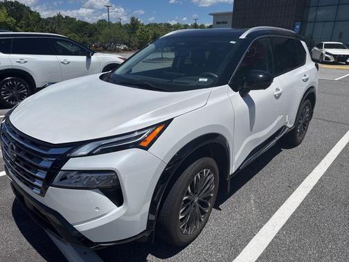 2024 Nissan Rogue Platinum