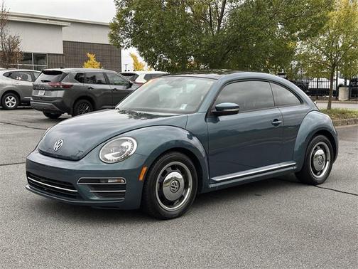 2018 Volkswagen Beetle 2.0T Coast