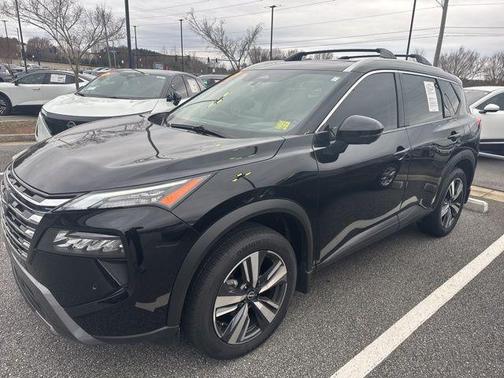 2025 Nissan Rogue SL