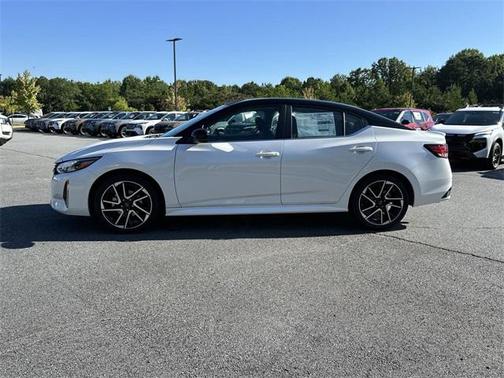 2025 Nissan Sentra SR