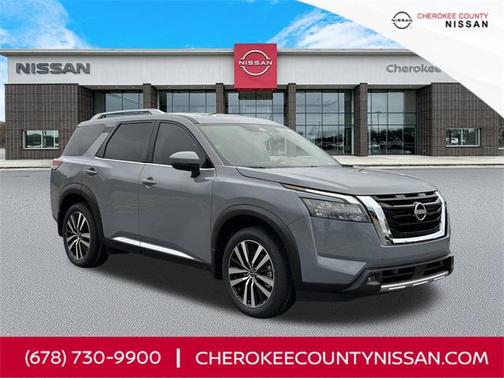 2025 Nissan Pathfinder Platinum FWD