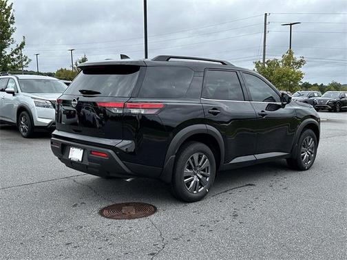 2025 Nissan Pathfinder SV 4WD