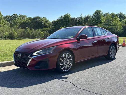 2024 Nissan Altima 2.5 SL