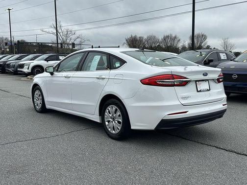 2019 Ford Fusion S