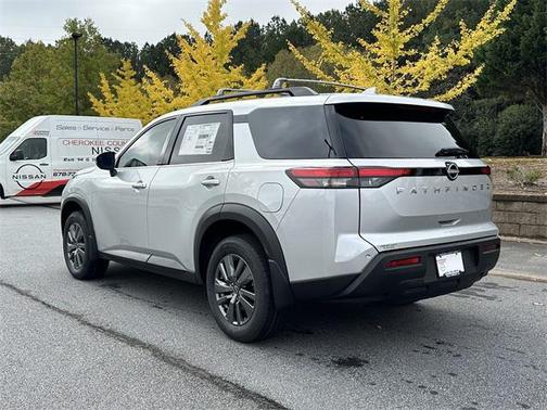 2025 Nissan Pathfinder SV FWD