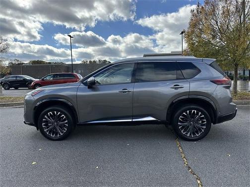 2024 Nissan Rogue Platinum