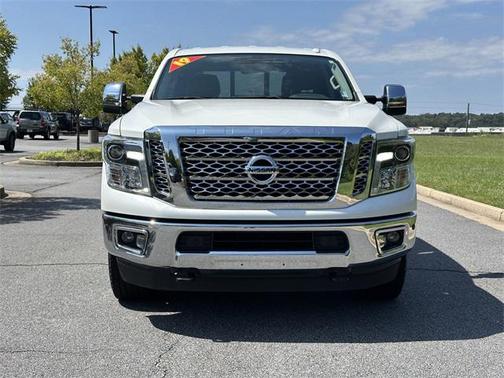 2019 Nissan Titan XD SL