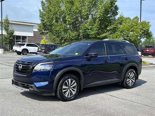 2024 Nissan Pathfinder SL FWD
