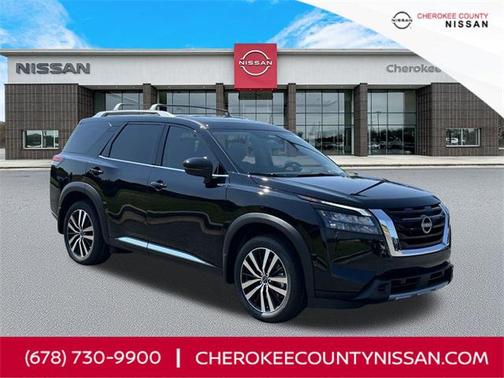 2025 Nissan Pathfinder Platinum FWD