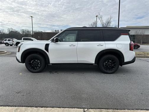 2025 Nissan Armada PRO-4X 4WD
