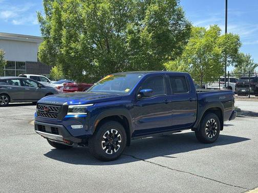 Deep Blue Pearl 2023 Nissan Frontier PRO-4X