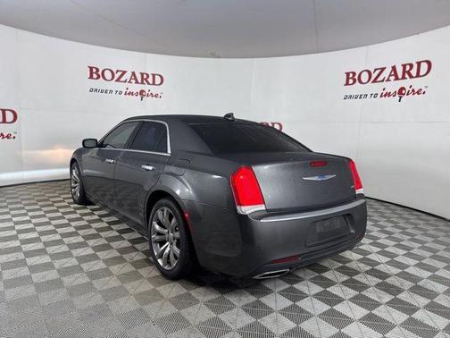 2019 Chrysler 300 Limited