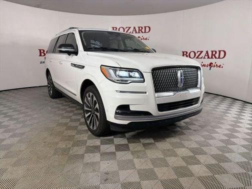 White Metallic 2022 Lincoln Navigator Reserve
