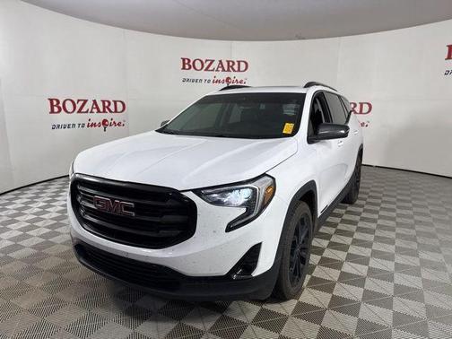 2021 GMC Terrain SLT