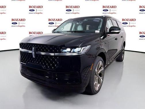 Infinite Black Metallic 2026 Lincoln Navigator L Black Label