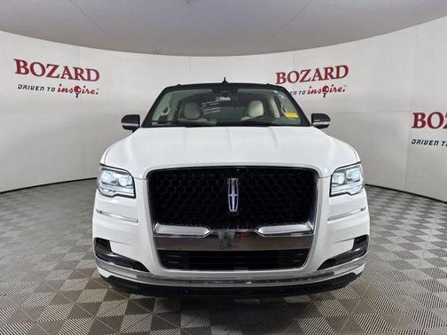 2023 Lincoln Navigator Black Label