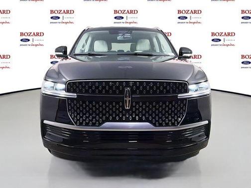 Infinite Black Metallic 2026 Lincoln Navigator L Premiere
