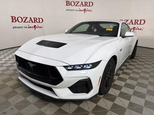 Oxford White 2025 Ford Mustang GT Premium