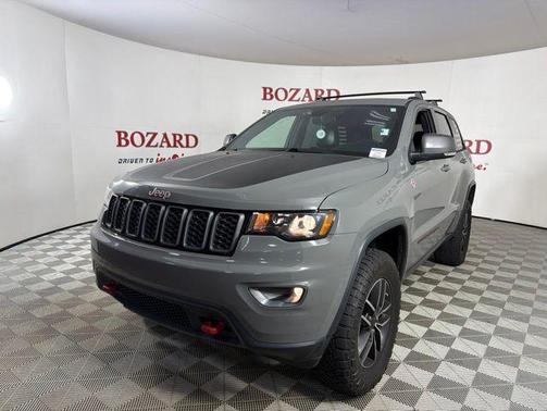 Sting Gray Clearcoat 2021 Jeep Grand Cherokee Trailhawk
