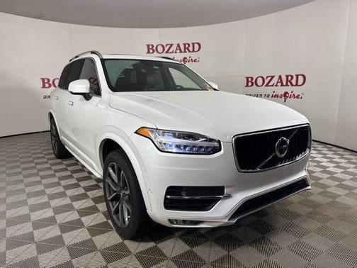 2018 Volvo XC90 T5 Momentum