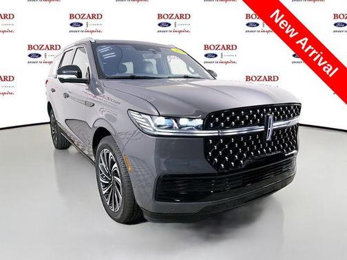 Dark Gray Metallic 2025 Lincoln Navigator Black Label