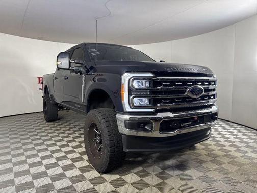 2023 Ford F-350 Lariat Super Duty