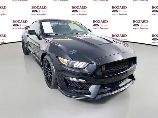 2016 Ford Shelby GT350 Base