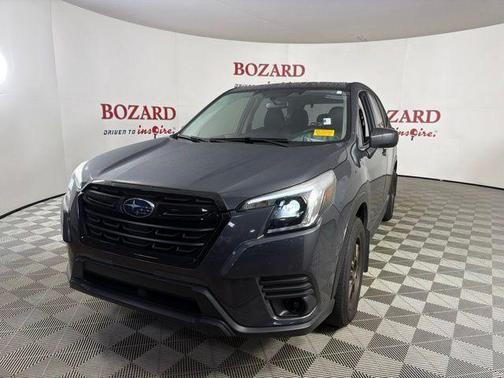 Magnetite Gray Metallic 2024 Subaru Forester