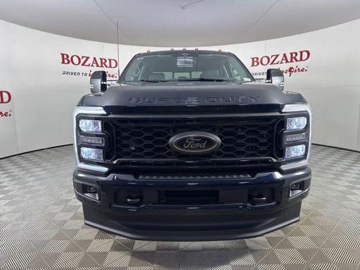 2025 Ford F-350 Lariat Super Duty